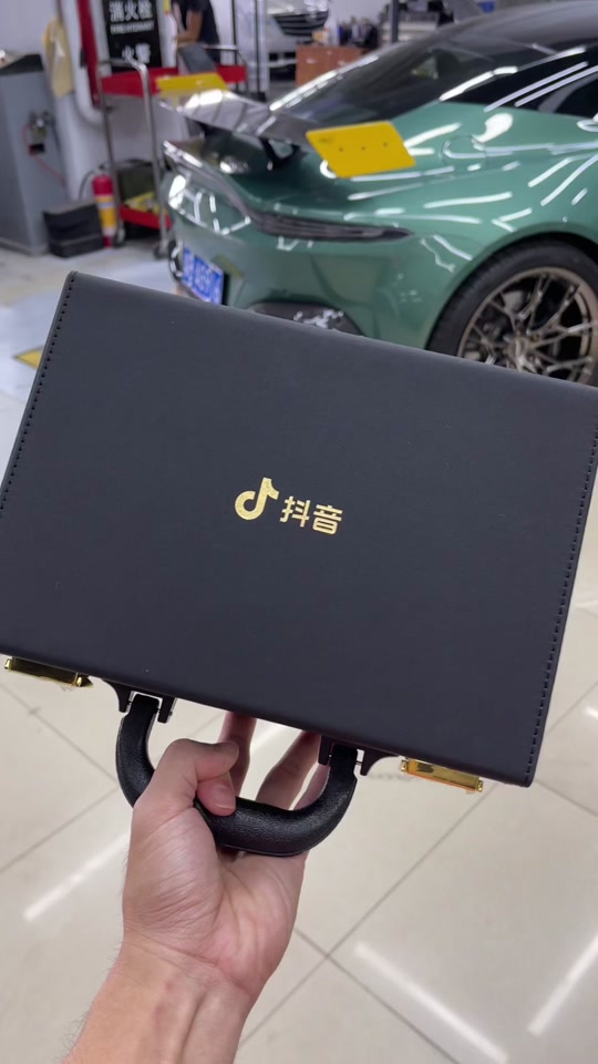 抖音官方粉丝奖杯怎么领